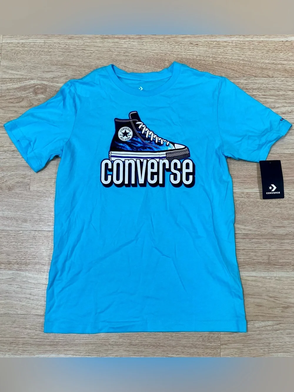 Converse T-Shirt Boys XL Bleached Cyan Blue Short Sleeve Chuck Taylor Tee Shirt